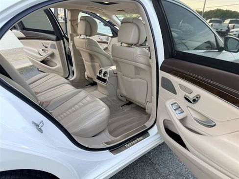 Used 2017 Mercedes-Benz S 550 4MATIC Sedan image 14