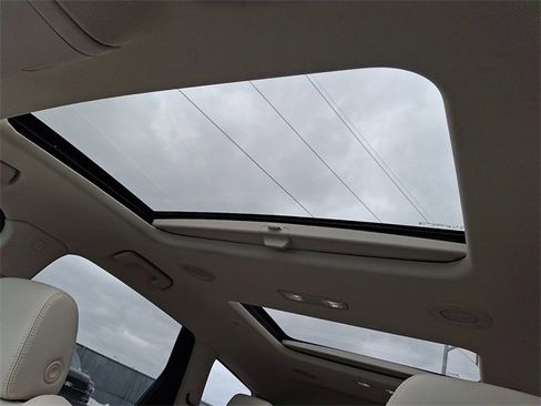 Used 2022 Buick Enclave Essence w/ Experience Buick Package image 15