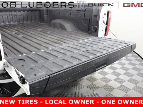 Used 2024 GMC Sierra 2500 Denali w/ Denali Reserve Package image 8