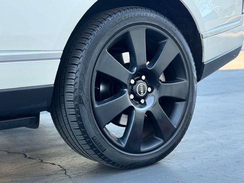 Used 2015 Land Rover Range Rover Autobiography image 33