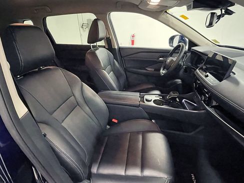 Used 2026 Nissan Rogue SL AWD/4WD image 26