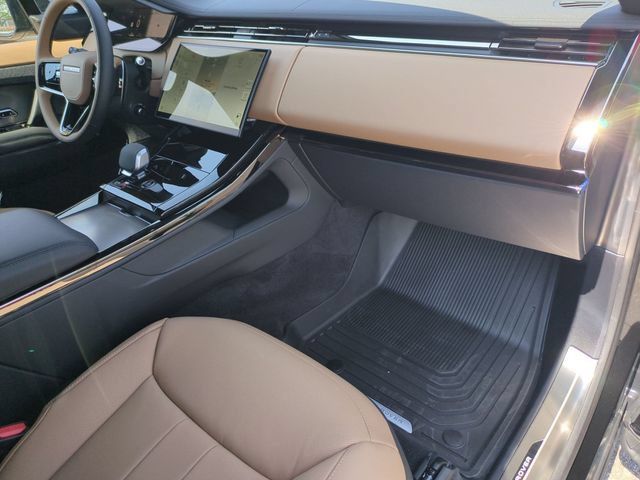 New 2027 Land Rover Range Rover Sport Dynamic SE AWD/4WD image 19