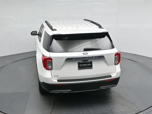Certified 2023 Ford Explorer XLT w/ Equipment Group 202A RWD image 43