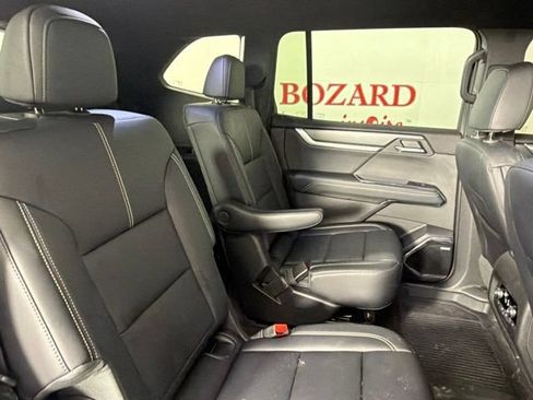 Used 2026 GMC Acadia Elevation w/ Black Edition AWD/4WD image 18
