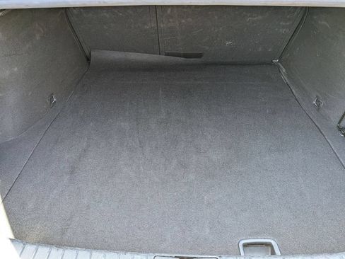 Used 2025 Genesis G70 2.5T RWD image 28