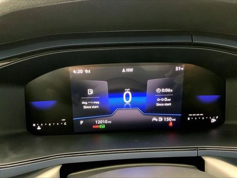 Certified 2024 Volkswagen Taos SE image 20