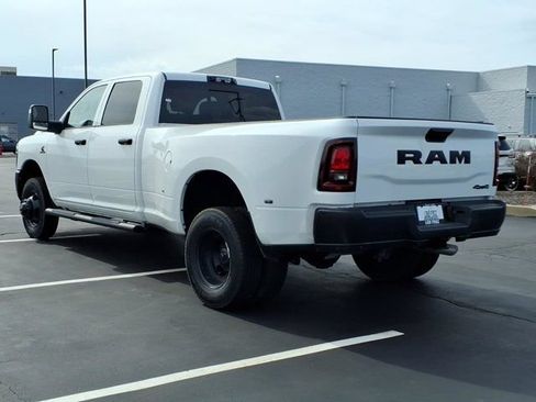 New 2026 RAM 3500 Tradesman AWD/4WD image 4