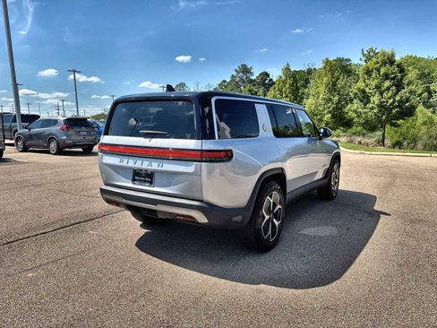 Used 2023 Rivian R1S Launch Edition AWD/4WD image 8
