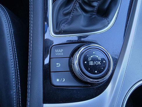 Used 2017 INFINITI Q60 w/ Premium Plus Package 3.0T image 37