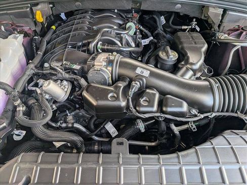 New 2025 Jeep Grand Cherokee Limited w/ Black Appearance Package image 15