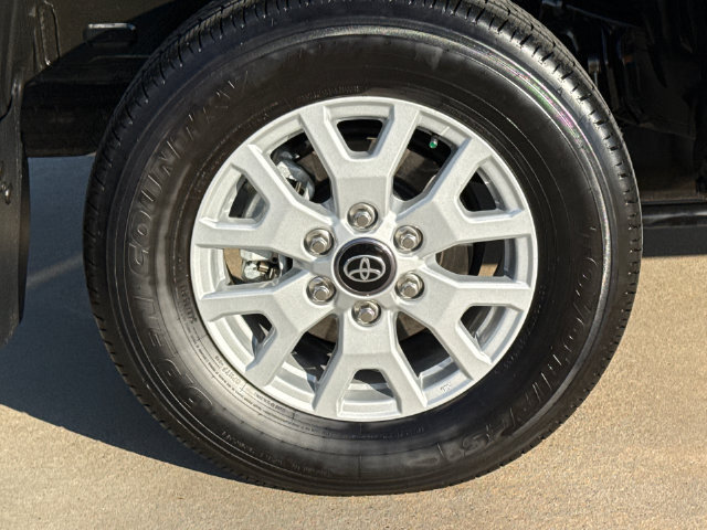 Used 2026 Toyota Tacoma SR5 AWD/4WD image 10