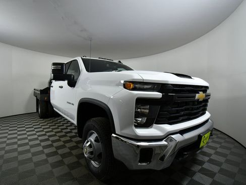 New 2026 Chevrolet Silverado 3500 W/T w/ WT Convenience Package image 8