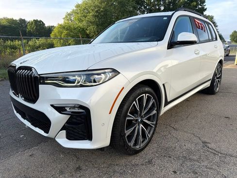 Used 2022 BMW X7 M50i AWD/4WD image 6
