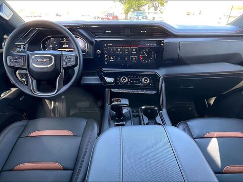 Used 2026 GMC Sierra 1500 AT4 w/ AT4 Premium Package AWD/4WD image 7