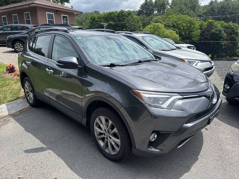 Used 2017 Toyota RAV4 Limited AWD/4WD image 2