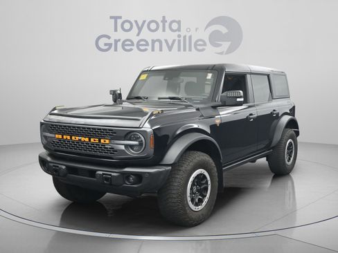 Used 2023 Ford Bronco Badlands w/ Sasquatch Package AWD/4WD image 24