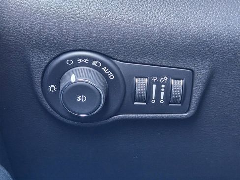 New 2026 Jeep Compass Latitude image 21