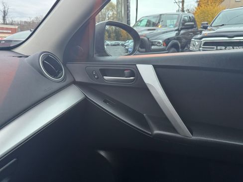 Used 2011 MAZDA MAZDA3 s Sport image 16