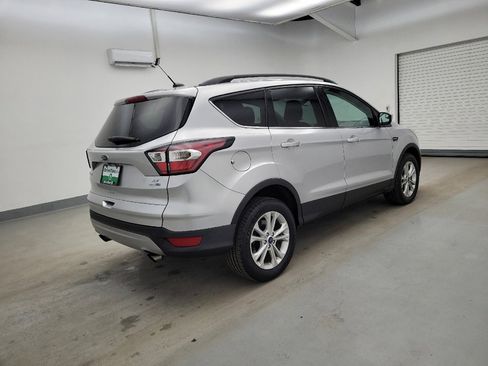 Used 2018 Ford Escape SE image 10