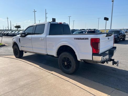 Used 2021 Ford F250 Lariat w/ Tremor Off-Road Package AWD/4WD image 7