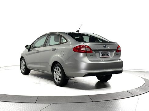 Used 2013 Ford Fiesta SE w/ Super Fuel Economy Pkg image 7