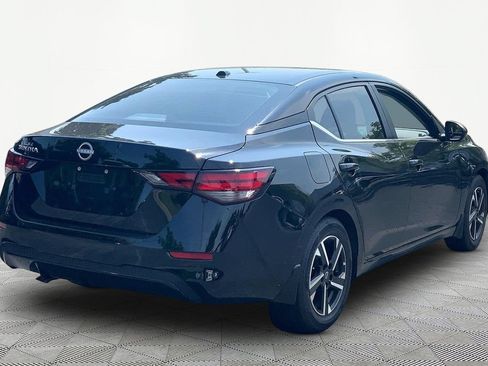 Used 2025 Nissan Sentra SV FWD image 5