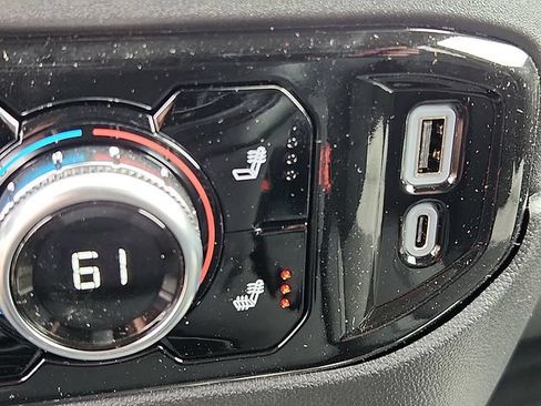 New 2026 GMC Sierra 1500 Elevation w/ Elevation Select Package AWD/4WD image 15