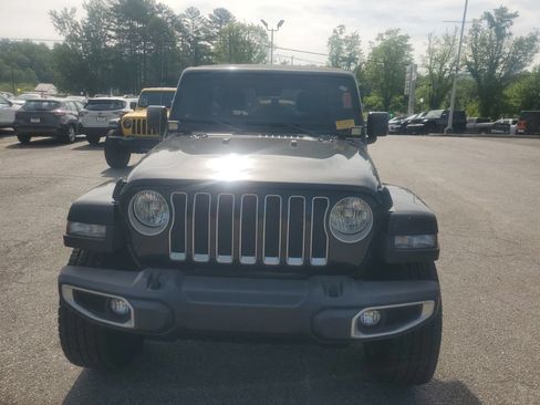 Used 2021 Jeep Wrangler Unlimited Sahara AWD/4WD image 4