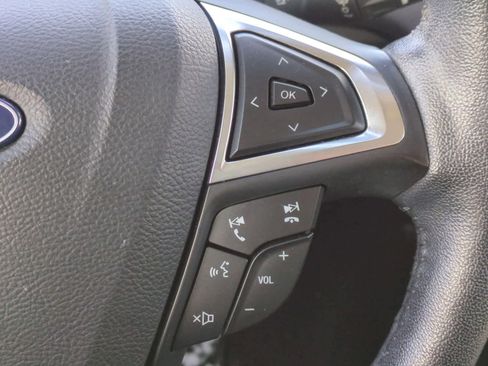 Used 2020 Ford Fusion SEL image 22