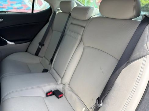Used 2009 Lexus IS 250 AWD image 19