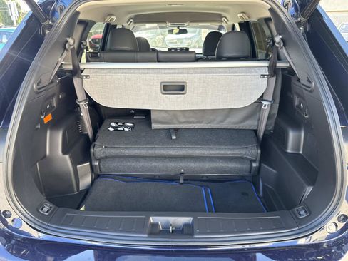 Used 2024 Mitsubishi Outlander 4WD Plug-In Hybrid image 5