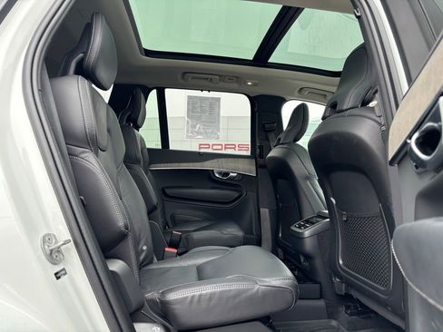 Certified 2024 Volvo XC90 B6 Ultimate w/ Protection Package Premier image 20