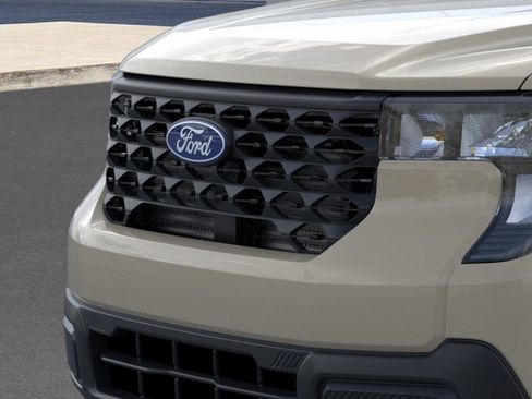 New 2025 Ford Maverick XL w/ Equipment Group 101A image 19