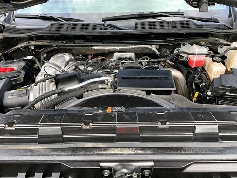 Used 2025 Chevrolet Silverado 2500 High Country w/ High Country Premium Package AWD/4WD image 31