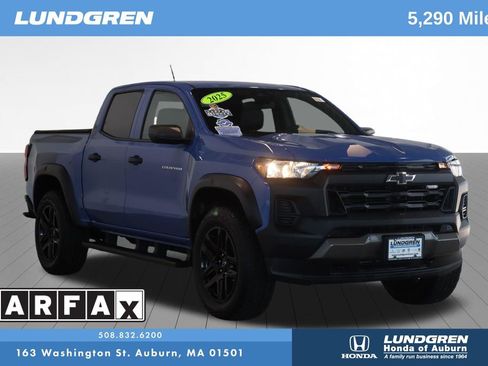 Used 2025 Chevrolet Colorado Trail Boss AWD/4WD image 1