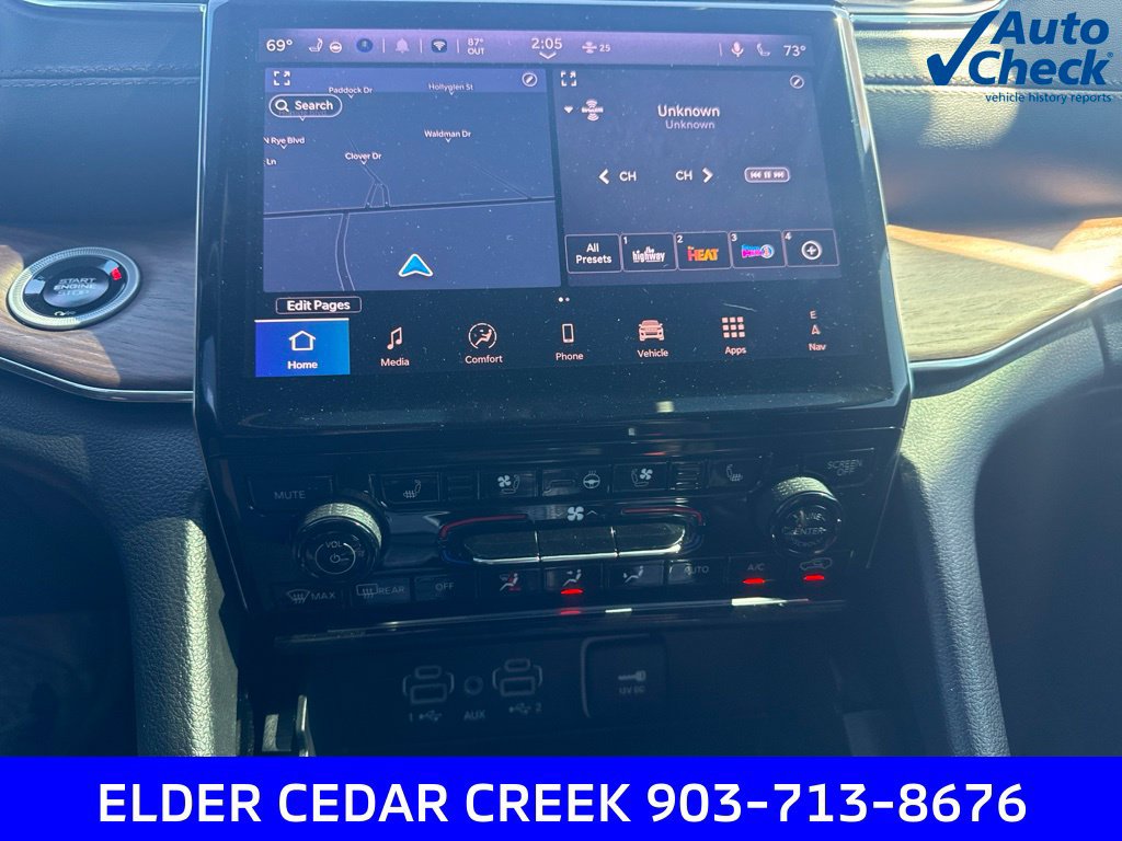 Used 2025 Jeep Grand Cherokee Summit w/ Obsidian Package AWD/4WD image 27