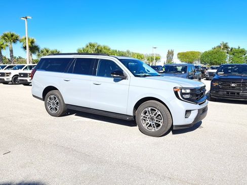 New 2026 Ford Expedition Max Active RWD image 33