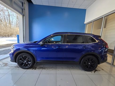 Certified 2023 Honda CR-V Sport Touring image 4