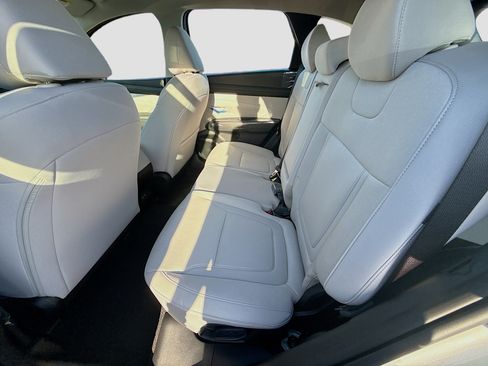 New 2026 Hyundai Tucson SE FWD image 17