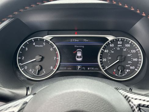 Used 2025 Nissan Sentra SR w/ Midnight Edition FWD image 40