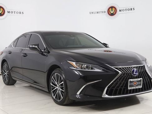 Used 2023 Lexus ES 300h w/ Premium Package image 21