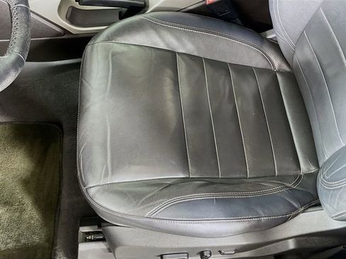 Used 2013 Ford Escape SEL FWD image 18