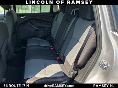 Used 2018 Ford Escape SE w/ SE Sync 3 Package AWD/4WD image 20