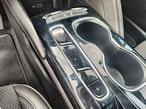 Used 2022 Buick Envision Preferred FWD image 22