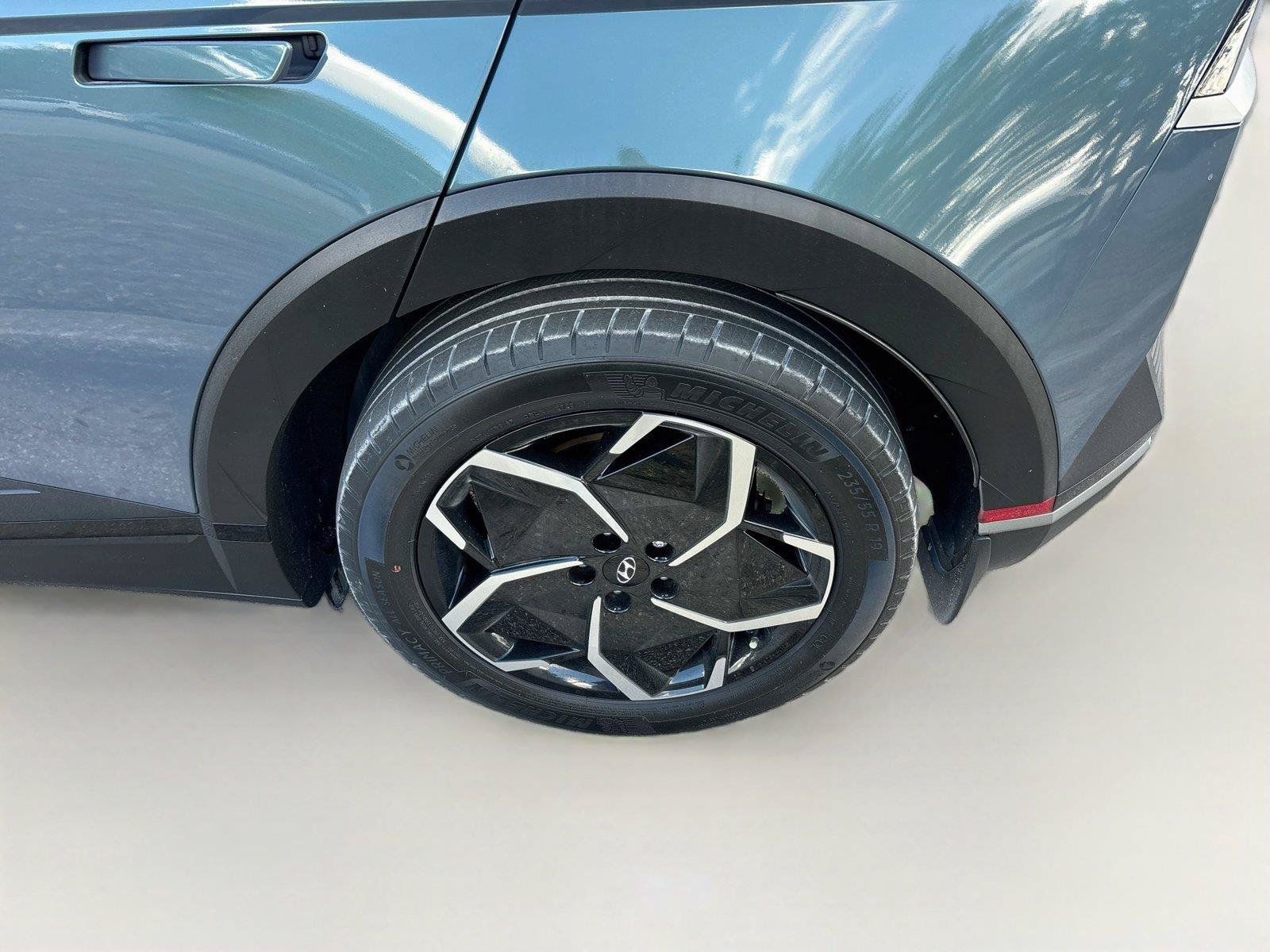 Used 2024 Hyundai Ioniq 5 SEL RWD image 29