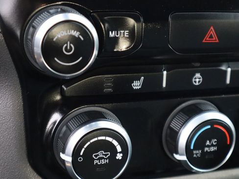 Used 2023 RAM 1500 Big Horn image 39