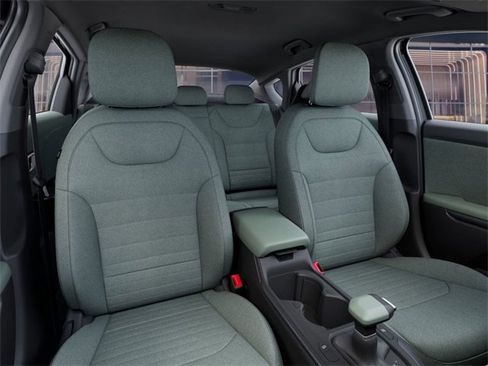 New 2025 Kia K4 EX image 15