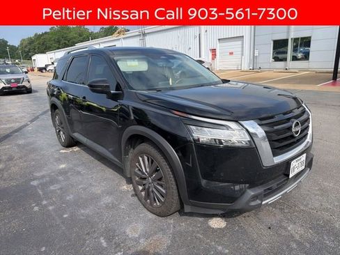 Certified 2023 Nissan Pathfinder SL w/ SL Premium Package FWD image 1