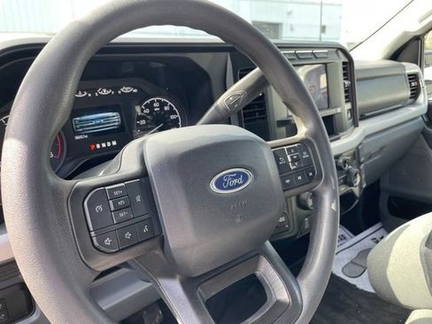 Used 2023 Ford F250 XLT AWD/4WD image 4