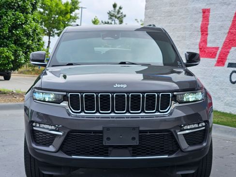 Used 2024 Jeep Grand Cherokee Limited RWD image 2
